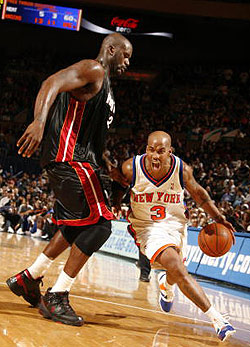 审核持续强 审核持续强